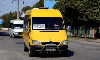 Водіїв почали звільняти за відмову у пільговому проїзді ветеранам