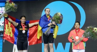 Ірина Деха стала чемпіонкою світу з важкої атлетики серед юніорів