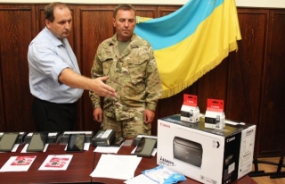Мукачівська спілка воїнів АТО передала бійцям на Схід потрібну їм техніку