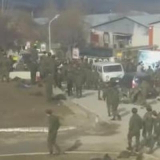 У Чечні декілька сотень місцевих солдатів зі стріляниною побили військових РФ (ВІДЕО)