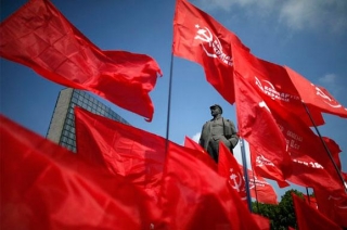 Київський суд заборонив дві комуністичні партії