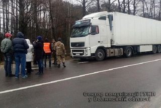 Російські фури вже блокують три області: до акції долучилися Львівщина та Волинь (фото)