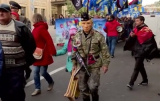 На "Марші героїв" в центрі Києва "гуляв Путін"