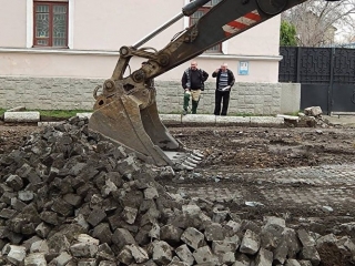 &laquo;Давайте у полон візьмемо тисяч п'ять, вони й доведуть усе до ладу&raquo;  Спікер Держради Криму мріє залучити полонених німців до благоустрою Сімферополя