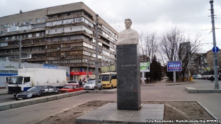 У Дніпропетровську демонтували останній радянський пам&rsquo;ятник у центрі міста