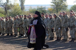 У зоні АТО військові 308-го інженерно-технічного батальйону святкують річницю створення частини