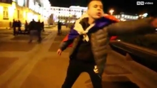 "Слава Україні!". Як білоруси реагували на нарваного росіянина в триколорі