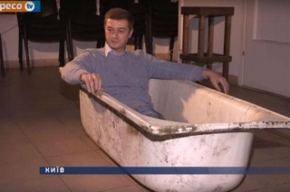 Емоції переселенців на сцені театру