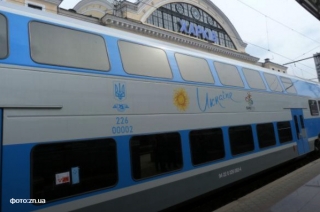 Двоповерховий поїзд курсуватиме між Харковом і Києвом