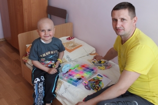 6-річий Денис Проценко, що заробив собі на операцію 75 тисяч євро, переміг рак крові!