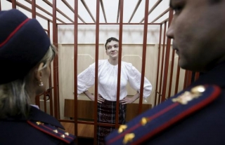 Надія Савченко прийшла до суду в українському вбранні. ФОТО