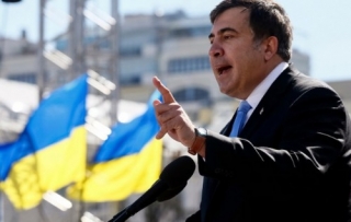 Саакашвілі повернув одеситам кращий пляж міста, привласнений київським мільярдером