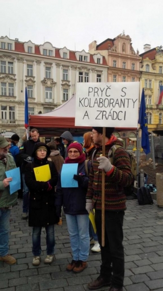 Активісти у Празі виступили проти російської агресії в Україні