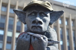 Путін, який оплакує російськомовного снігура, з`явився у Запоріжжі